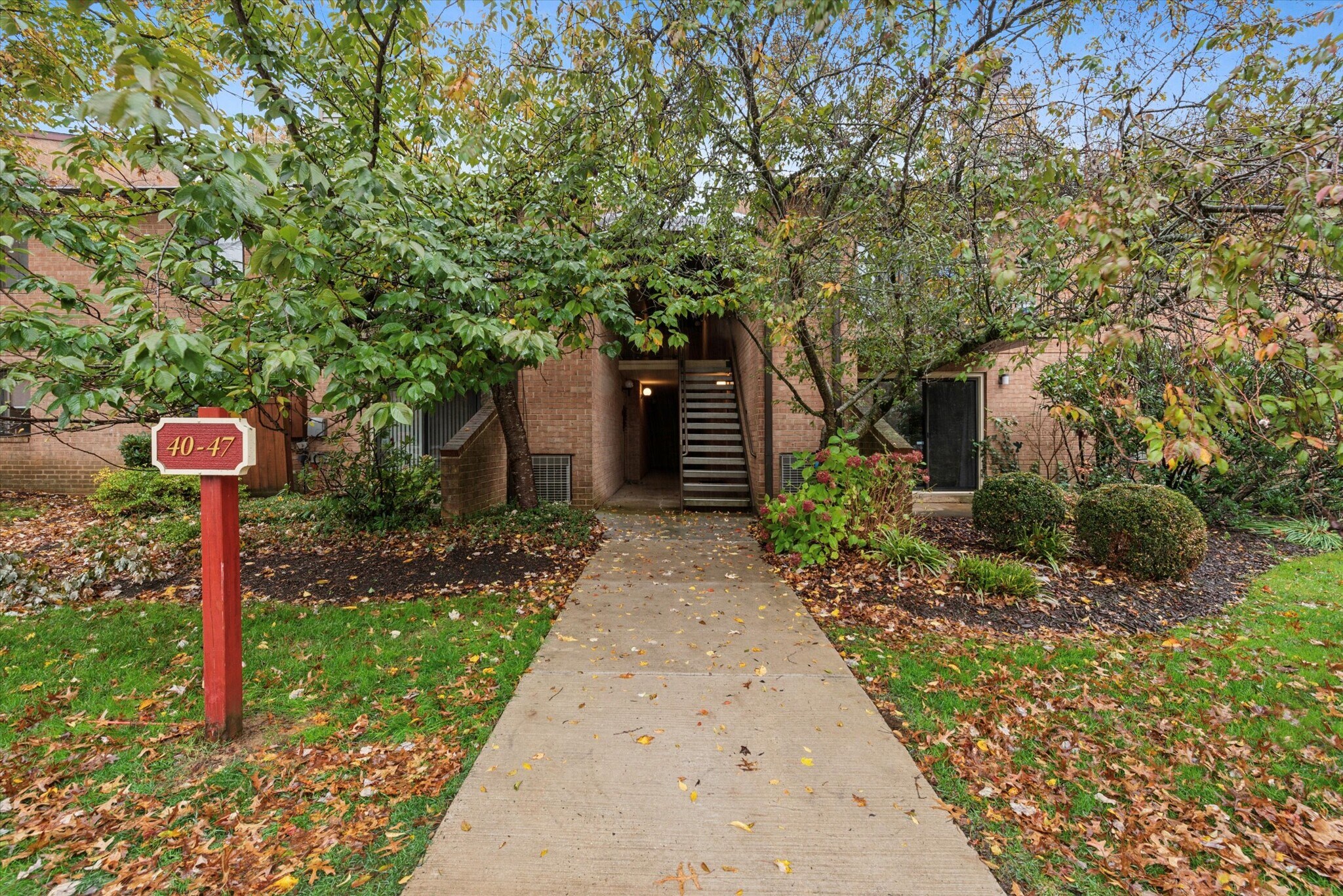 Building Photo - 40 Le Forge Ct