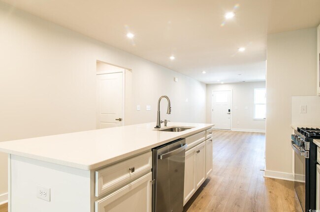 Building Photo - 2382 Elowen Ln