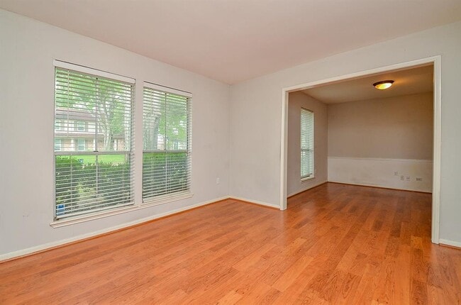 Building Photo - 14106 Locke Ln