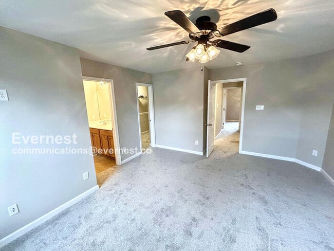 Building Photo - 125 Colter Dr