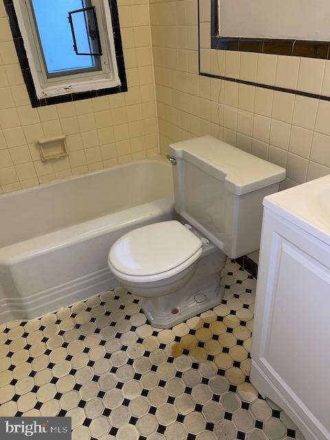 Building Photo - 1727 Massachusetts Ave NW