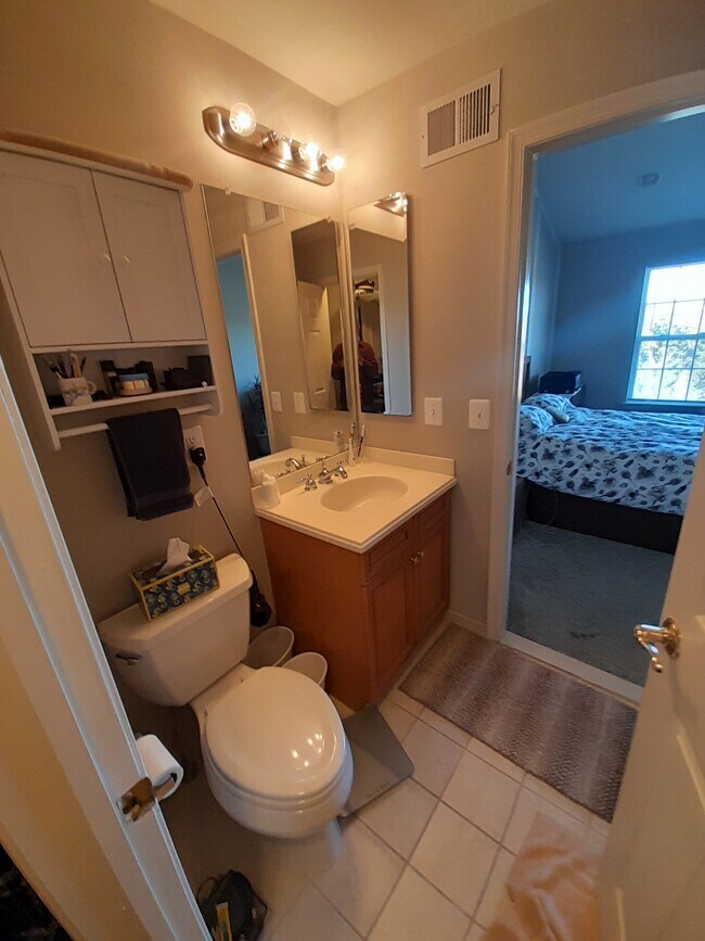 Building Photo - 25 Conover Terrace