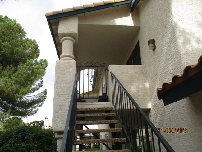 Building Photo - NORTHWEST - ROCK SPRINGS CONDO - 89128