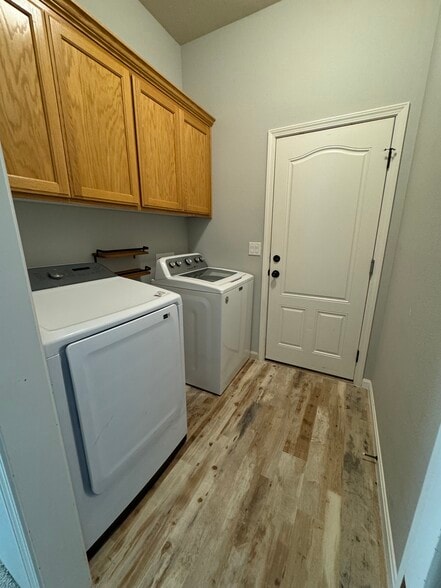 Building Photo - 7431 Stonefield Dr