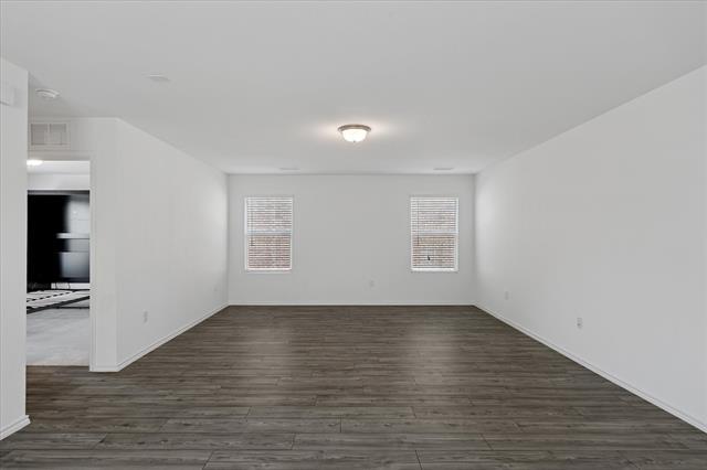 Building Photo - 14020 Earlham St