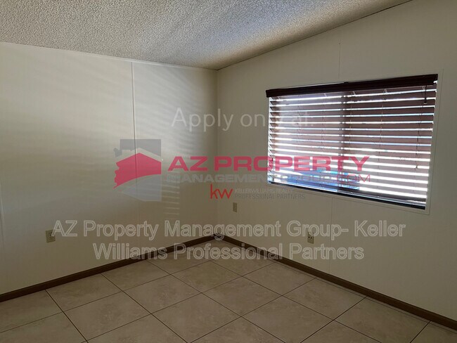 Building Photo - 28840 N 168th Ave