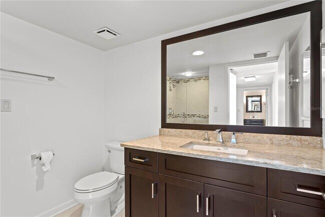 Building Photo - 3301 Bayshore Blvd