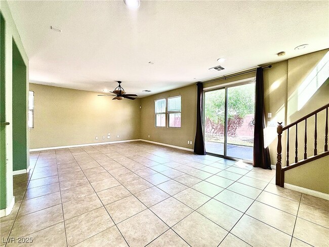 Building Photo - 5580 Spiceberry Dr