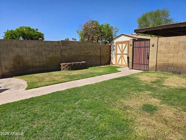 Building Photo - 2168 E Minton Dr