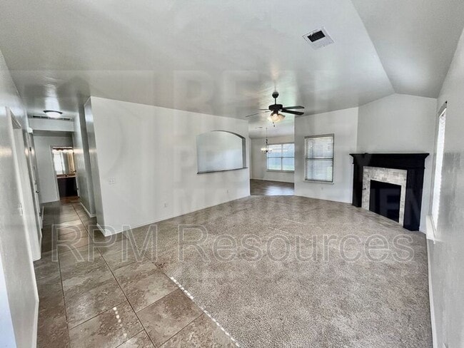Building Photo - 10913 SW 30th St