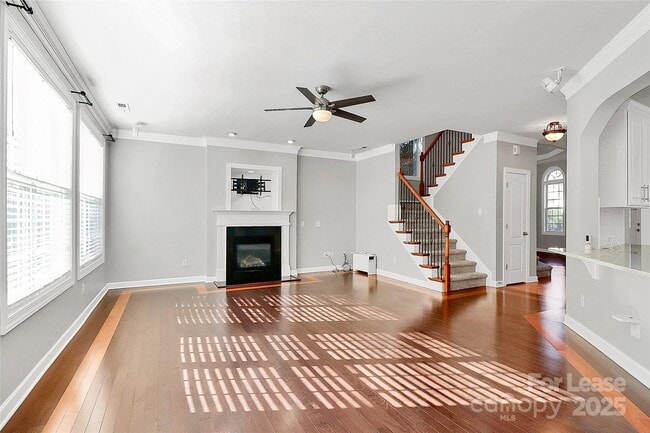 Building Photo - 9607 Royal Colony Dr