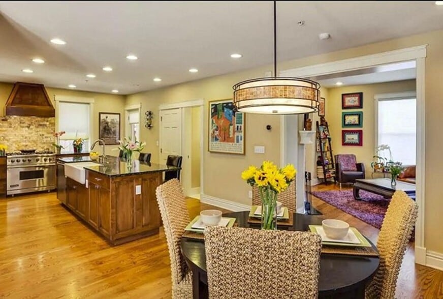 Building Photo - 1820 Pearl St