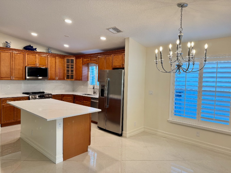 Building Photo - 209 Preserve Ct