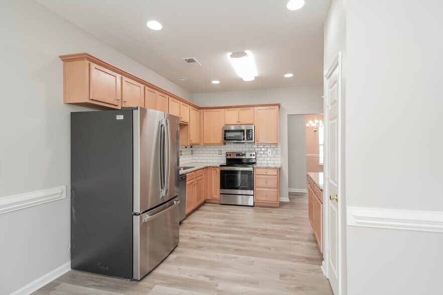 Building Photo - 13036 Neely Glen Dr