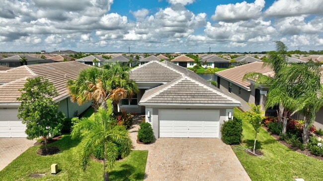 Building Photo - 11650 SW Moon River Way