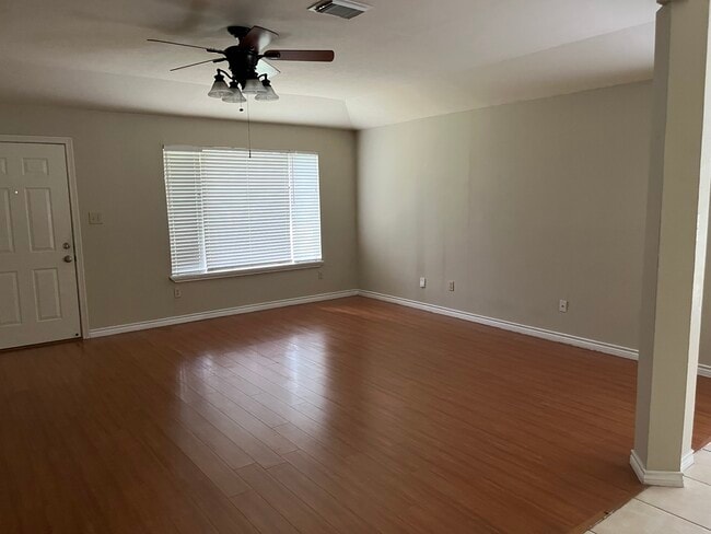 Building Photo - 238 McLemore Dr