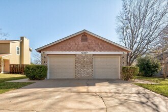 Building Photo - 12207 Alderbrook Dr