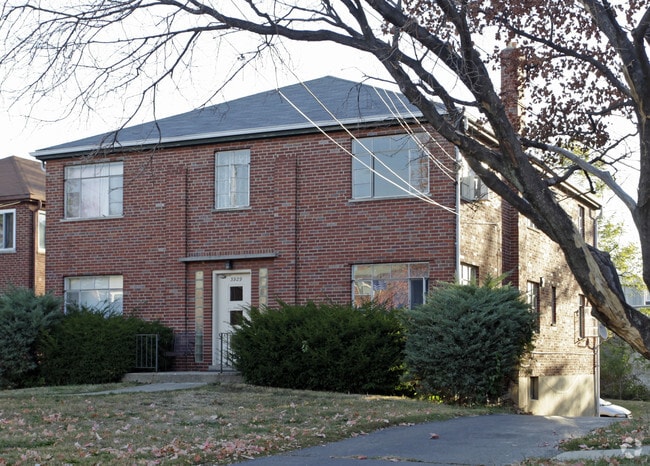 Building Photo - 3929 E Gatewood Ln