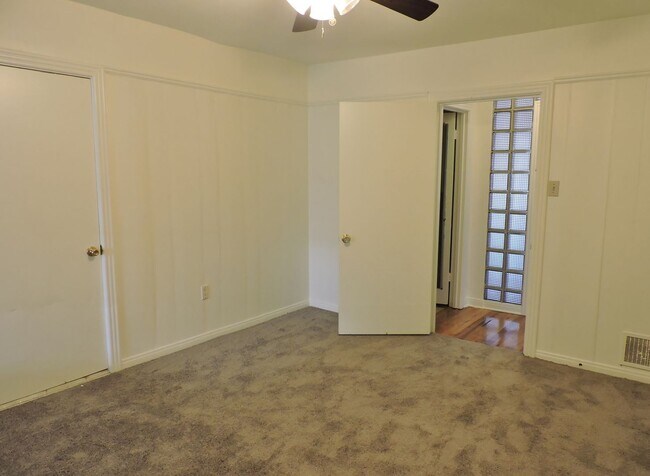 Building Photo - Westcliff - TCU area four bedroom home for...