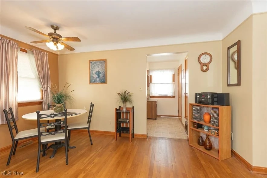 Living/Dining - 5918 Ira Ave