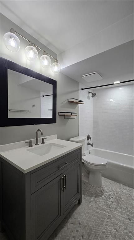 Building Photo - 3095 Colonial Way