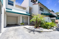 Building Photo - 316 N Lake Dr