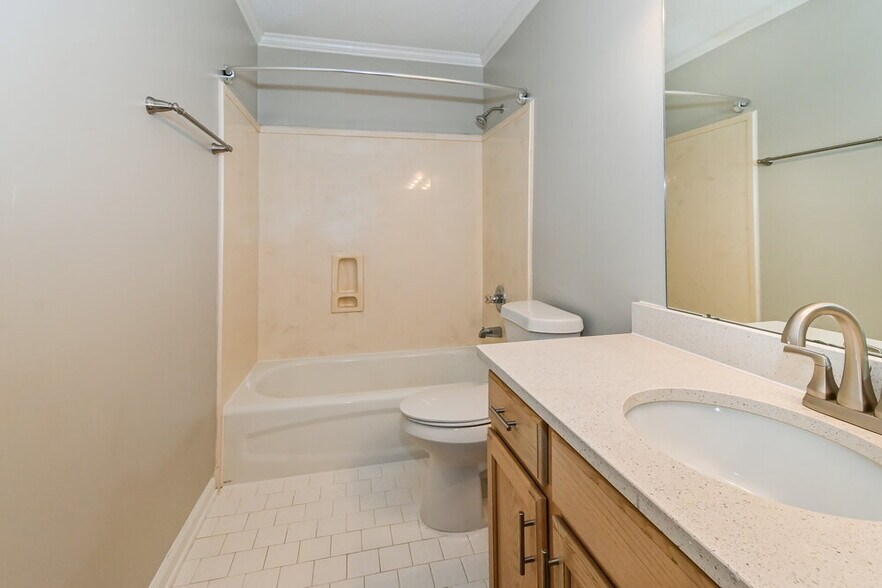 Building Photo - 8084 Conridge Dr