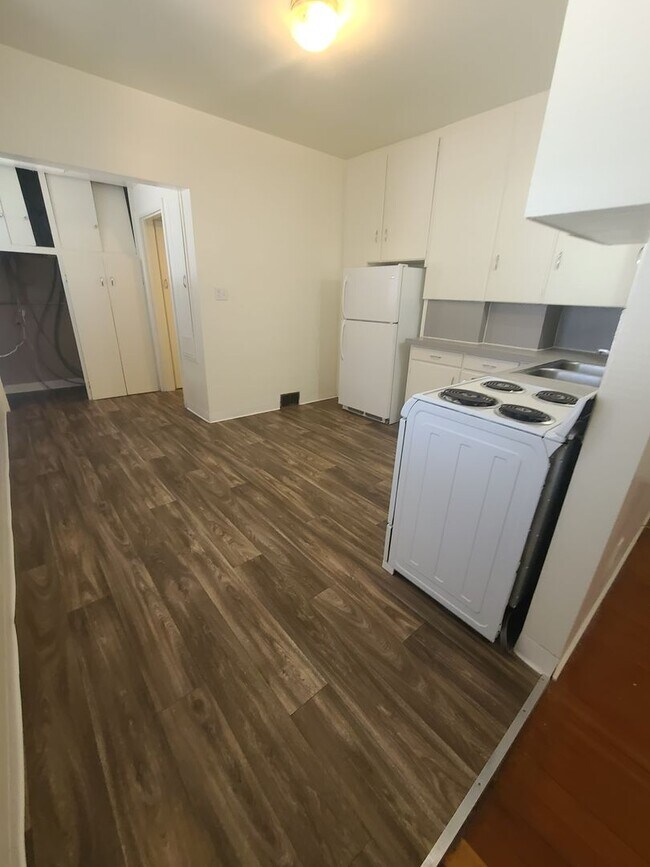 Building Photo - Charming 1 Bedroom, 1 Bath Apartment in Downtown Boise