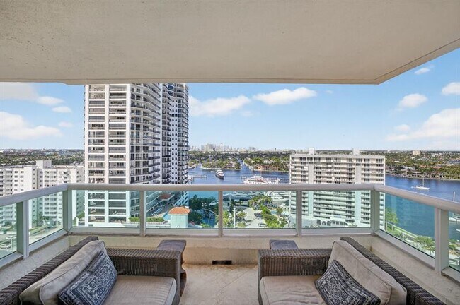 Building Photo - 101 S Fort Lauderdale Beach Blvd