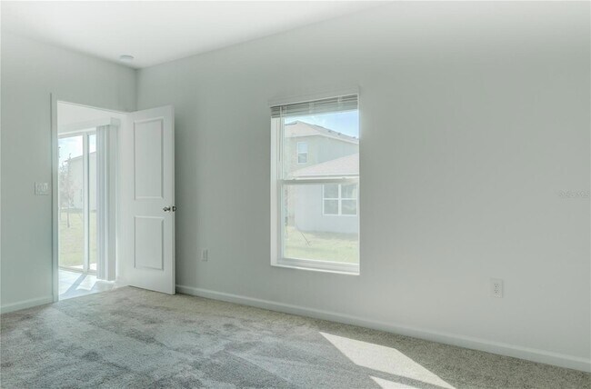 Building Photo - 1492 Cumberland Ave