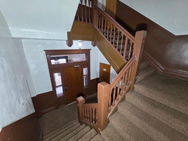 Building Photo - 6529 S Kimbark Ave