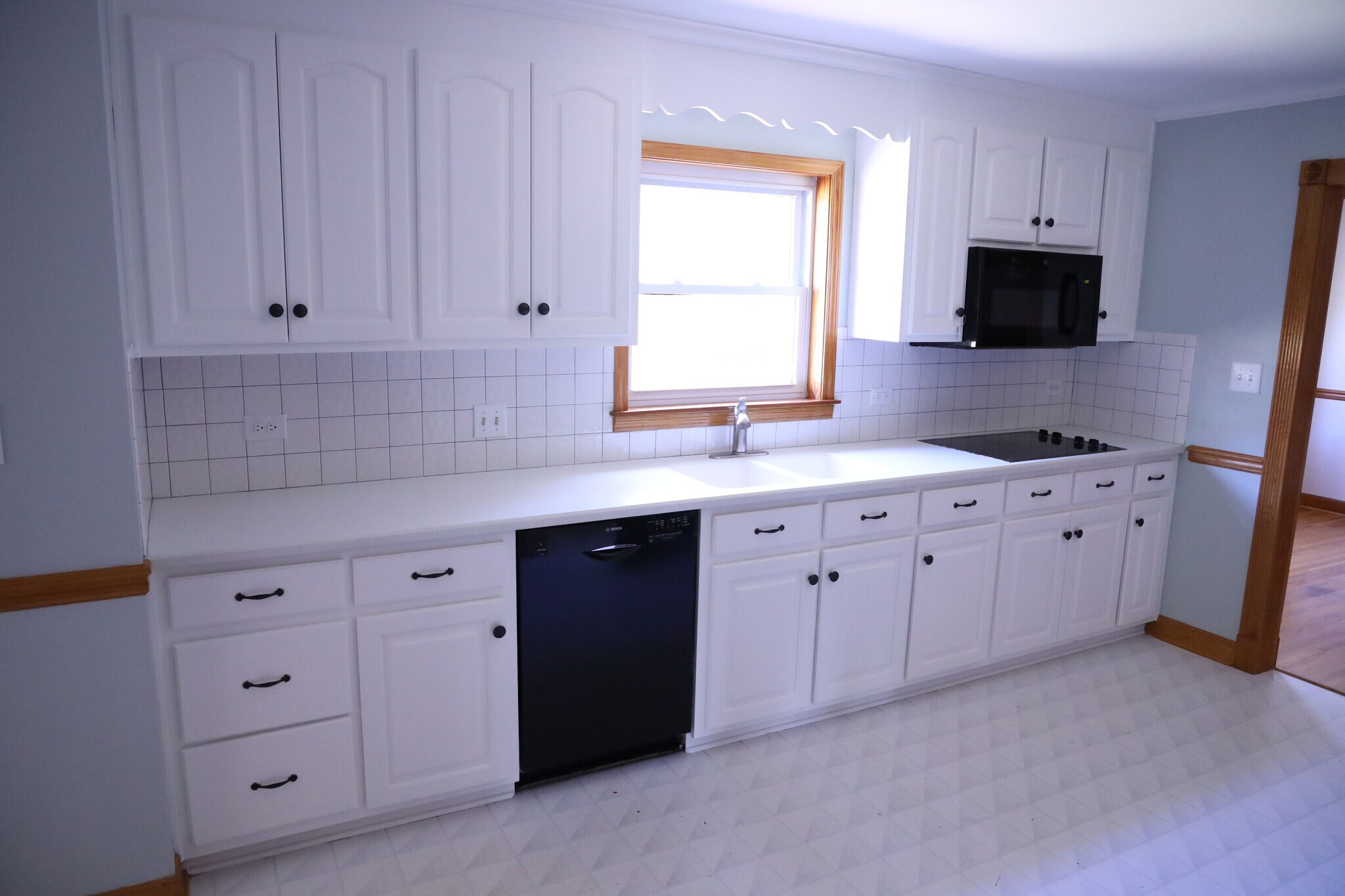 Building Photo - Room in Single Family Home on Mineral Springs Rd