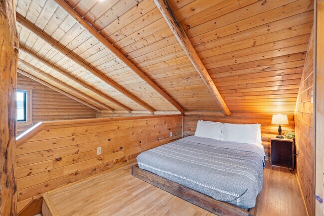 Building Photo - 5406 Henrys Lake Rd