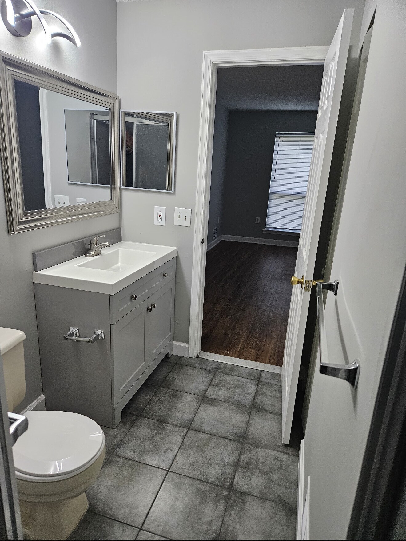 Bathroom attached to Master Bedroom - 53 Juniper Way