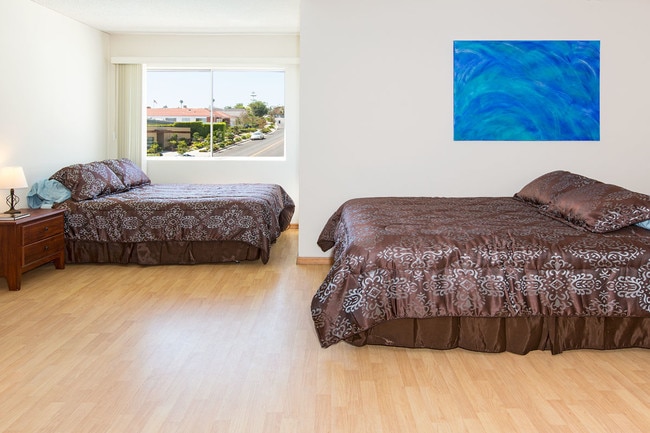 Bedroom 6 - 18109 Coastline Dr