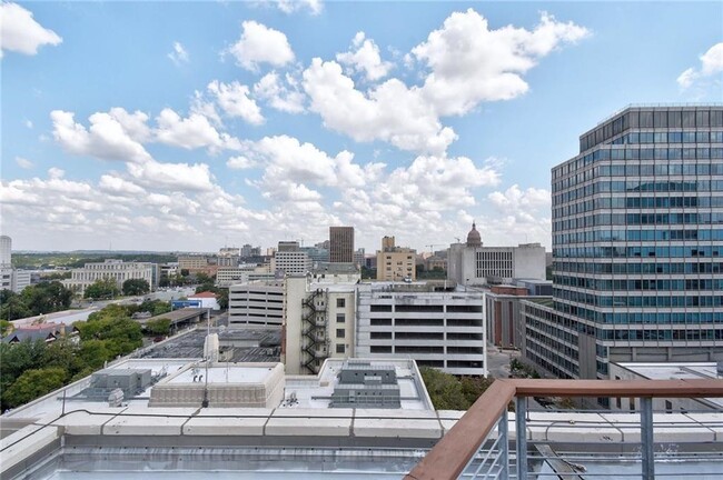 Building Photo - 710 Colorado St