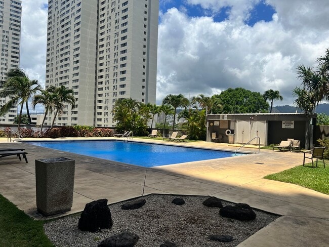 Building Photo - Kukui Plaza, Ewa Tower 1 bedroom 1 bath with 1 assigned parking stall