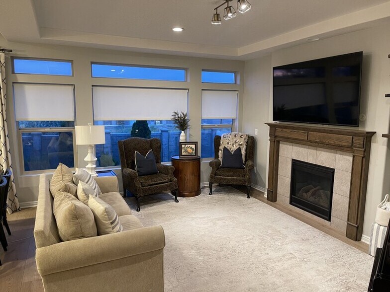 Building Photo - 3772 Grassy Meadow Dr