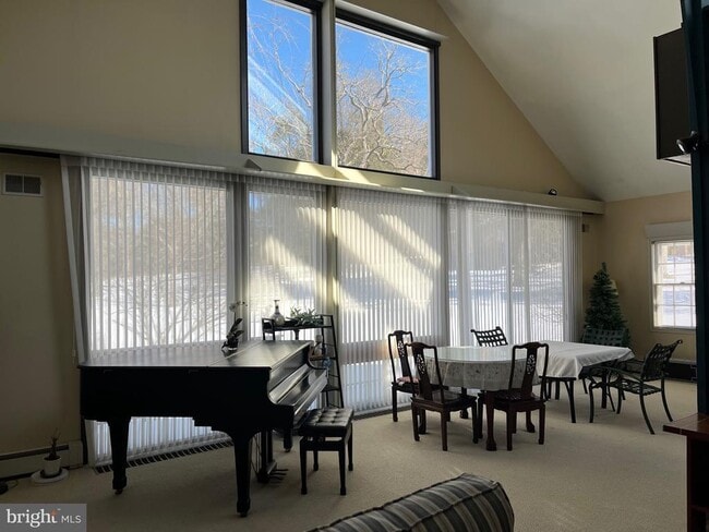 Building Photo - 20 Battlebrook Ln