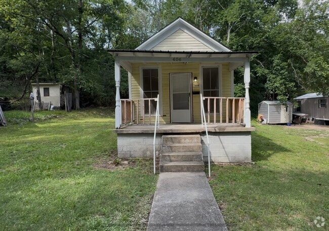 Building Photo - 406 Cedar St