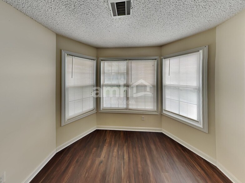 Building Photo - 128 Rendition Dr