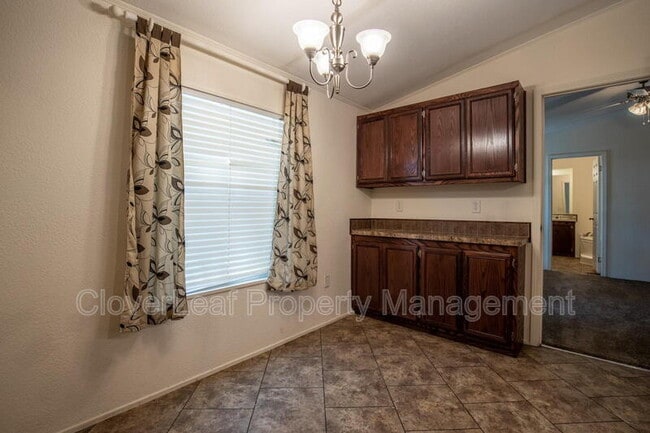 Building Photo - 359 E Zipp Rd