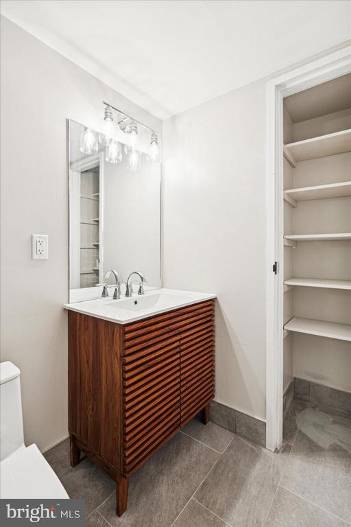 Building Photo - 1609 Painters Crossing