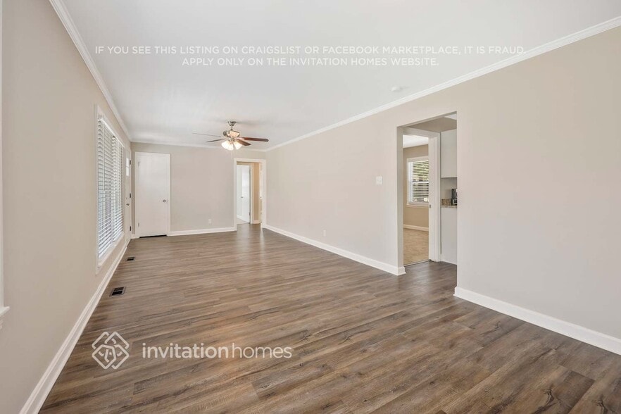 Building Photo - 512 Inwood Dr