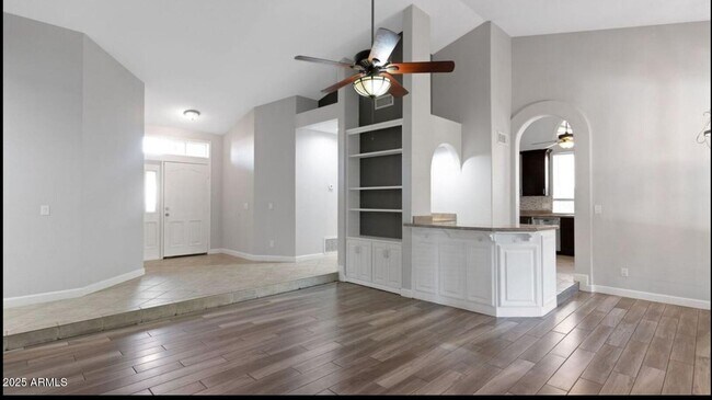 Building Photo - 16632 S 37th Way