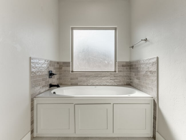 Building Photo - 6322 NW 178th Ter