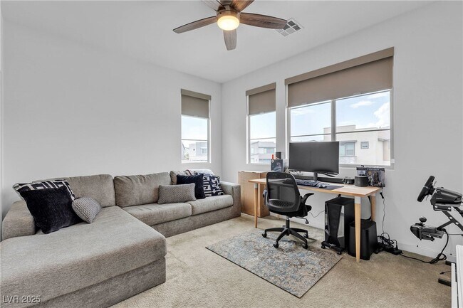 Building Photo - 1309 Azure Jay Ave