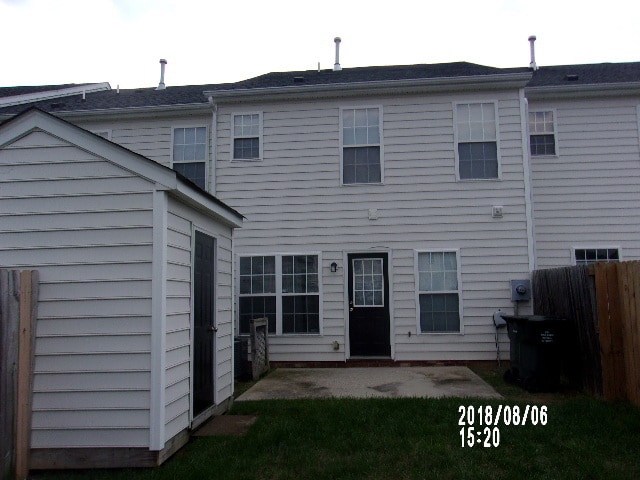 Building Photo - Eastern Henrico Townhome - 3 BR and 2 1/2 ...
