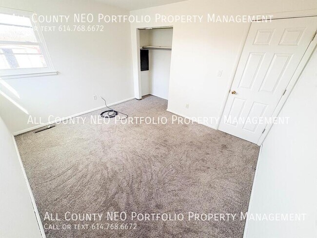 Building Photo - 1748 Ward Rd