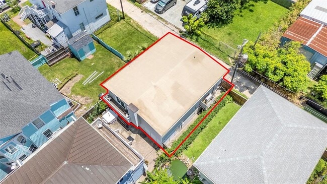 Building Photo - 2611 Avenue Q